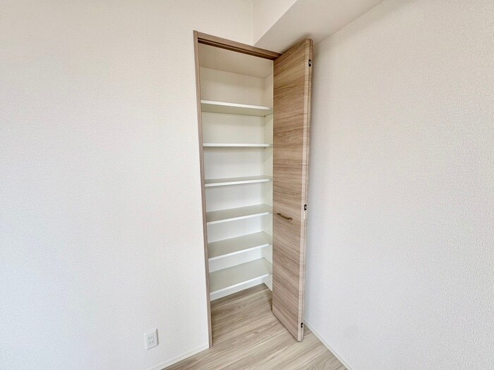 物件内観写真14　(収納)