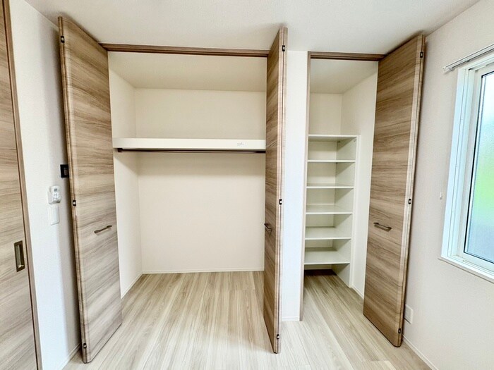 物件内観写真15　(収納)
