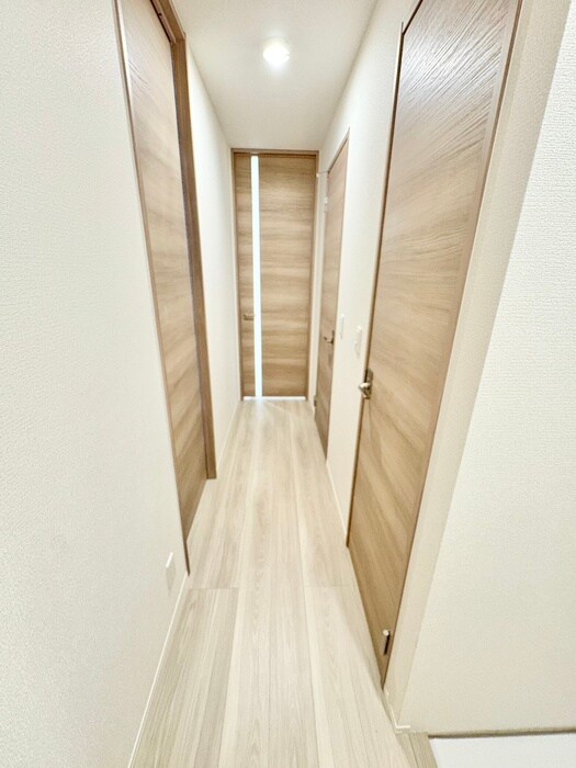 物件内観写真21　(廊下)