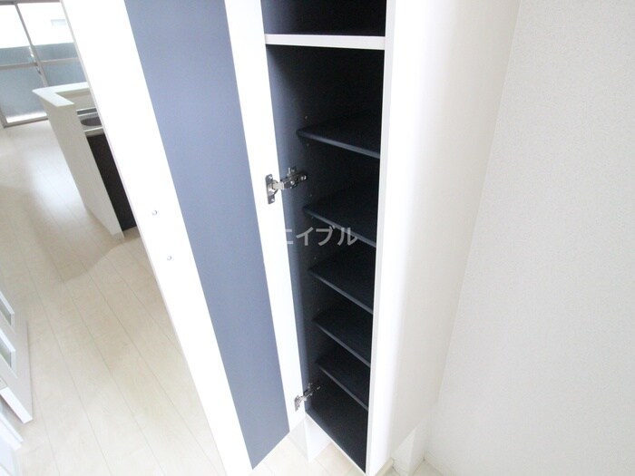 物件内観写真17　(靴箱)