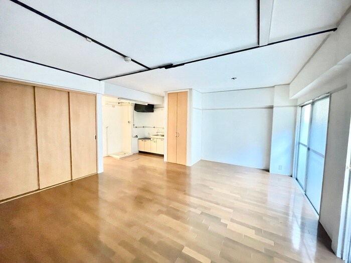 物件内観写真4　(居室)