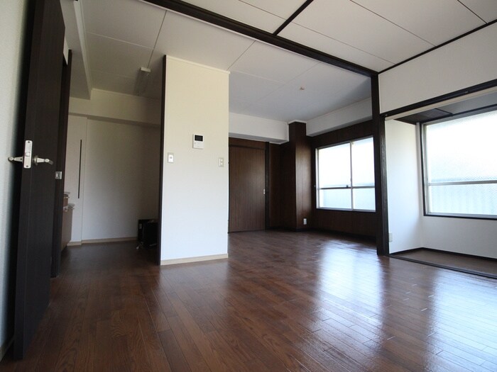 物件内観写真4　(居室)