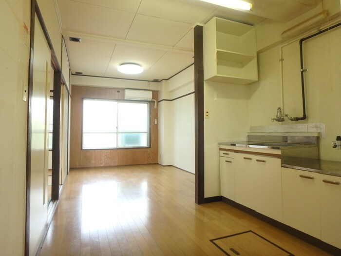 物件内観写真4　(居室)