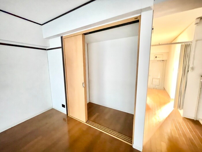 物件内観写真9　(収納)