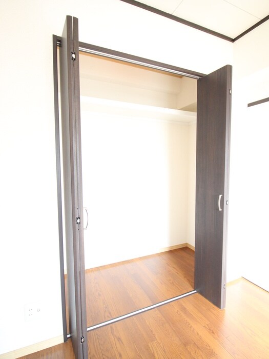 物件内観写真9　(収納)