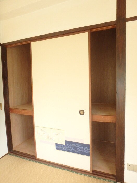 物件内観写真9　(収納)