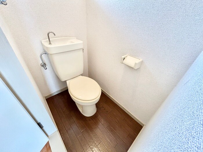 物件内観写真9　(トイレ)