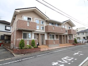 クレア春日外観写真