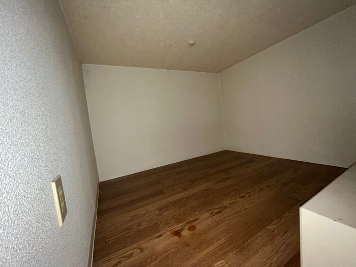 物件内観写真10　(玄関)