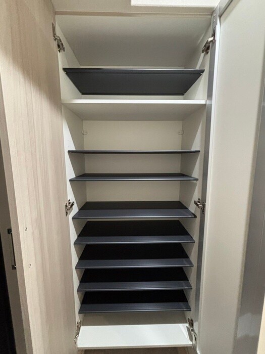 物件内観写真13　(靴箱)