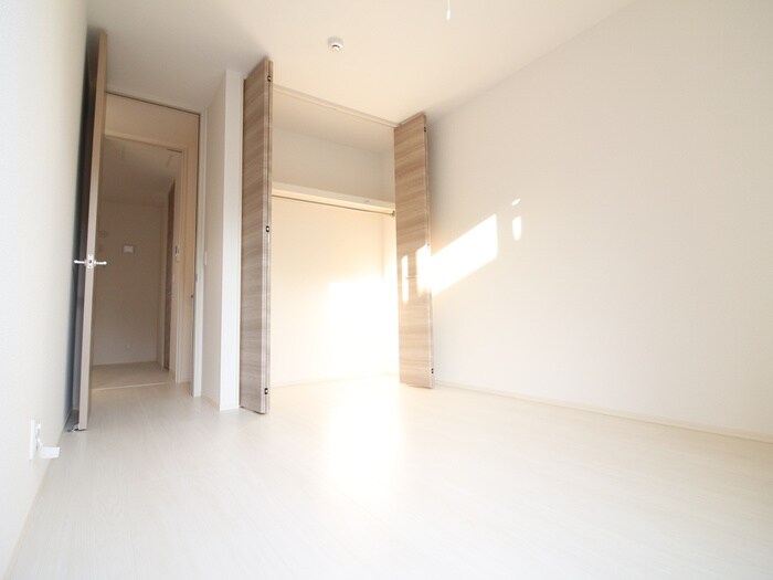 物件内観写真13　(居室)