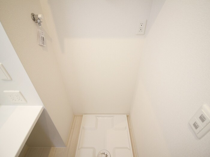 物件内観写真20　(洗濯機置場)