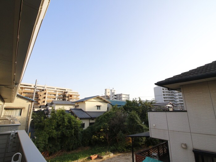 物件内観写真22　(室内からの展望)