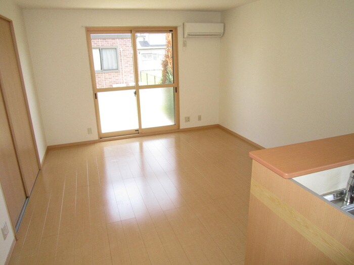 物件内観写真6　(居室)