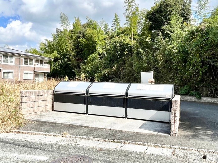 物件外観写真4　(建物設備)