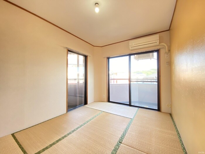 物件内観写真9　(居室)