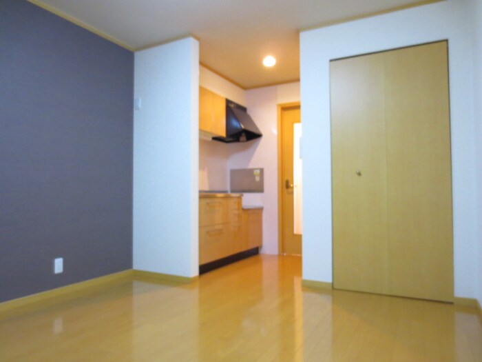 物件内観写真4　(居室)