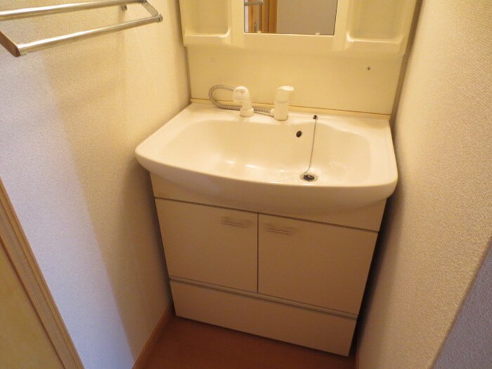 物件内観写真10　(洗面)