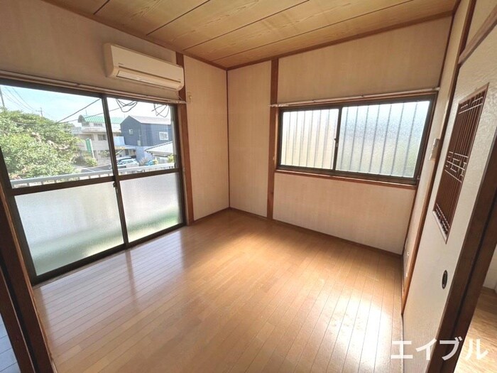 物件内観写真8　(居室)