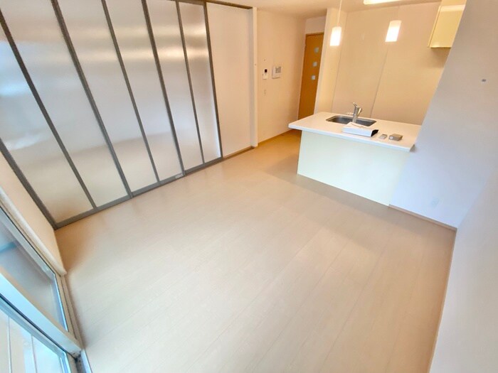 物件内観写真3　(居室)