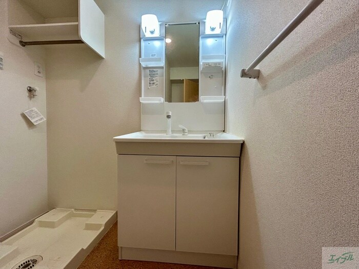 物件内観写真11　(洗面)