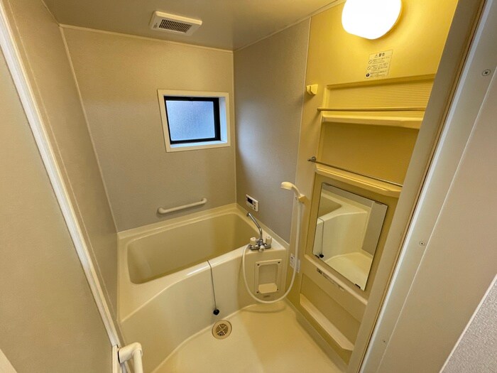 物件内観写真12　(バス／シャワールーム等)