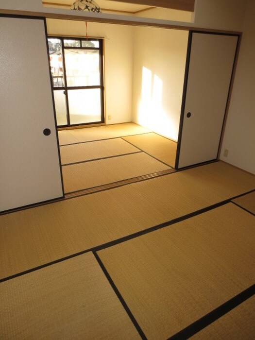 物件内観写真11　(居室)