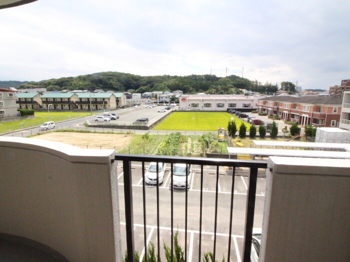 物件内観写真19　(室内からの展望)