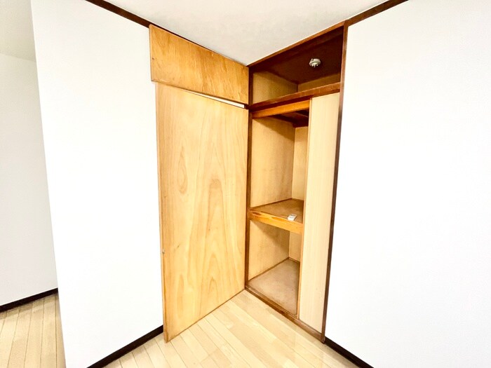 物件内観写真8　(収納)