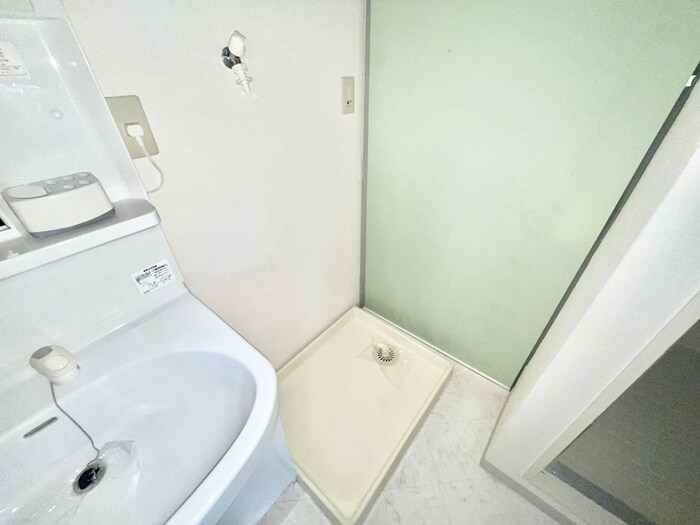 物件内観写真14　(洗濯機置場)