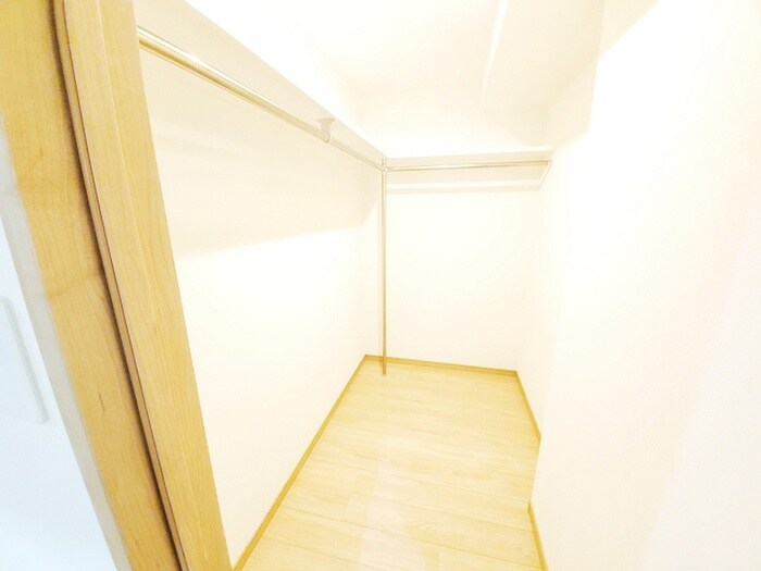 物件内観写真11　(収納)