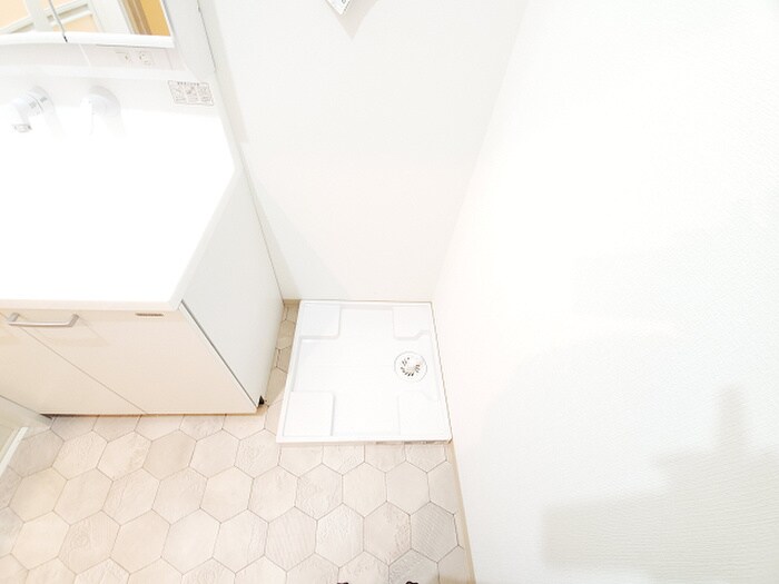 物件内観写真13　(洗濯機置場)