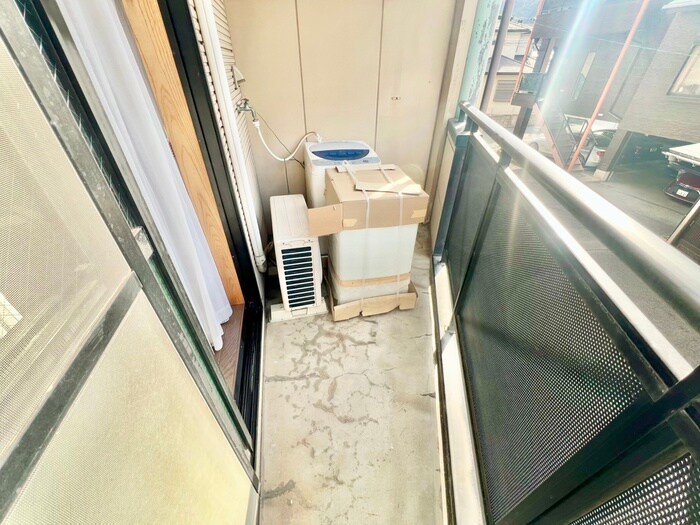 オリケンビルＪ ｓ－１１のベランダ・バルコニー