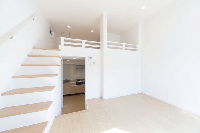 物件内観写真2　(居室)