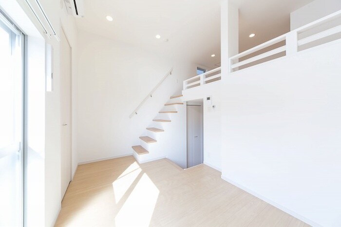 物件内観写真3　(居室)