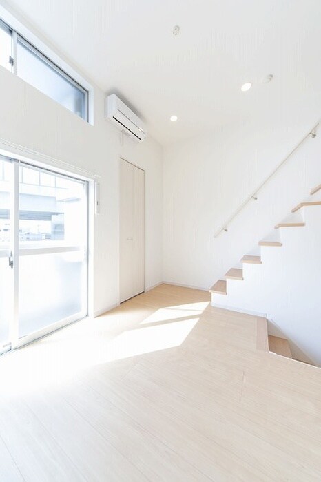 物件内観写真4　(居室)