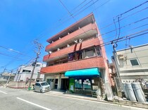 八千代サンハイツの外観写真