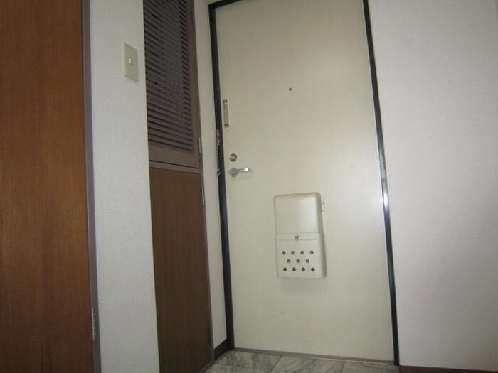 物件内観写真16　(靴箱)