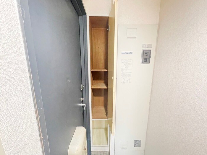 物件内観写真14　(靴箱)