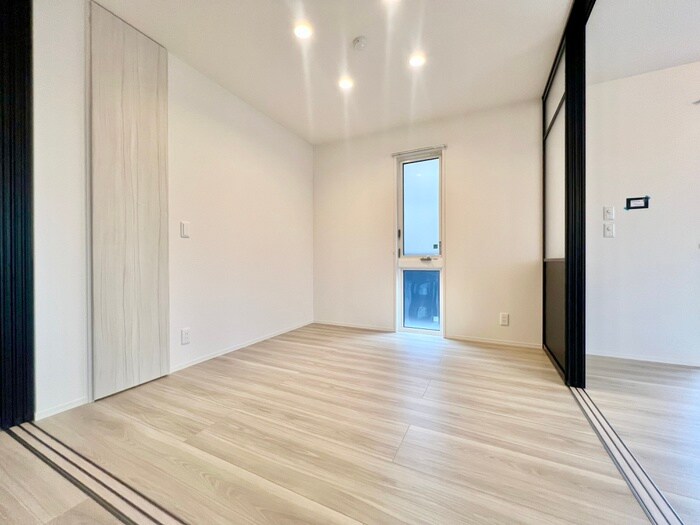 物件内観写真9　(居室)