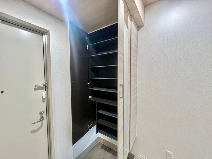 物件内観写真17　(靴箱)