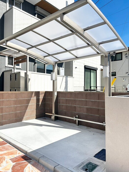 物件外観写真4　(駐輪場)