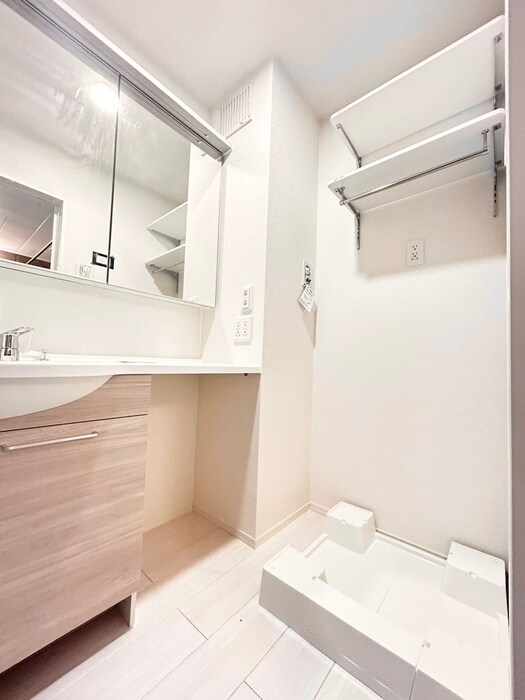 物件内観写真10　(洗濯機置場)