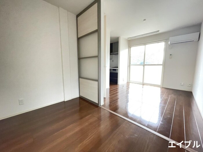 物件内観写真18　(居室)