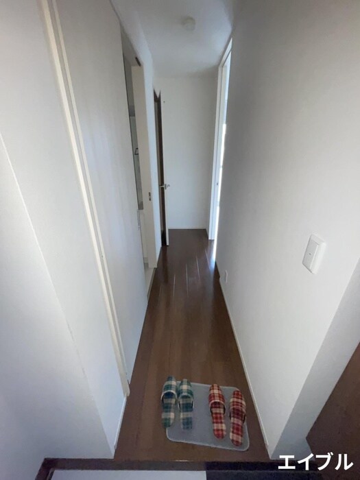 物件内観写真21　(廊下)