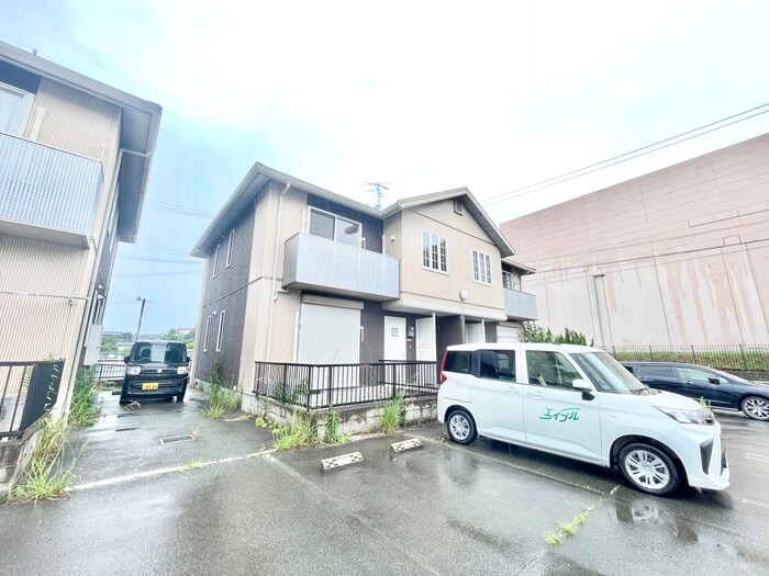 物件外観写真3　(外観写真)