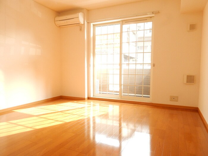 物件内観写真5　(居室)