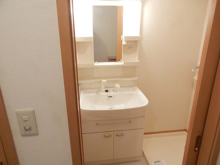 物件内観写真10　(洗面)