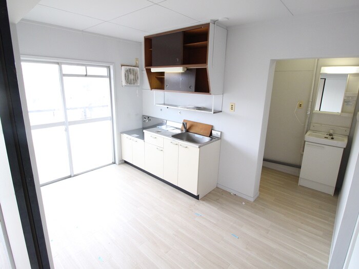 物件内観写真5　(居室)