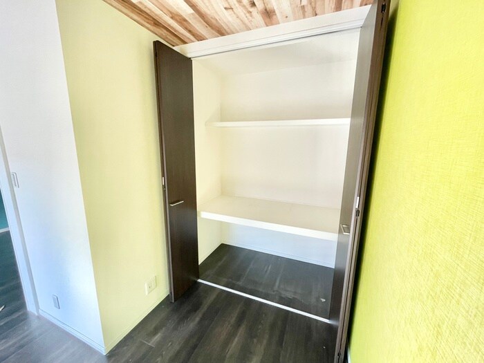 物件内観写真13　(収納)